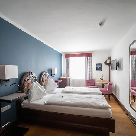 Hotel Altstadt Stadtkrug 4*