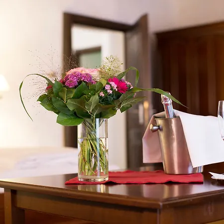 Hotel Altstadt Stadtkrug 4*